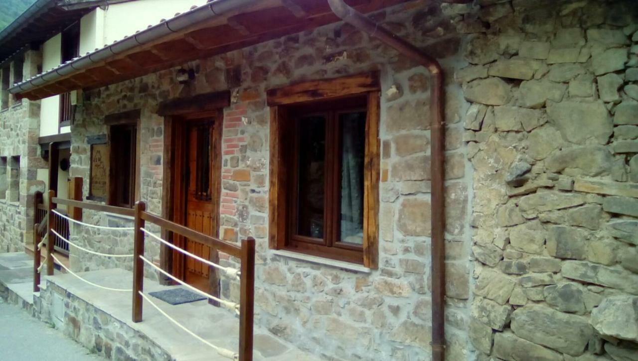 Villa La Rama Del Castor à Espinama Extérieur photo