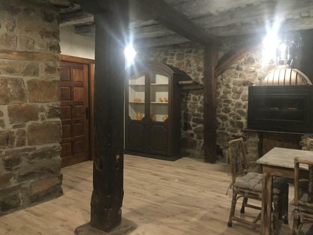 Villa La Rama Del Castor à Espinama Extérieur photo